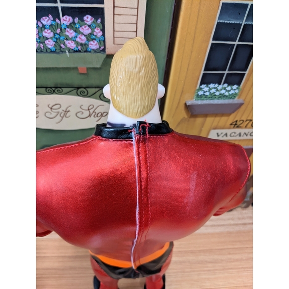 Disney Pixar 13” The Incredibles 2 Mr. Incredible Action Figure - Picture 9 of 9